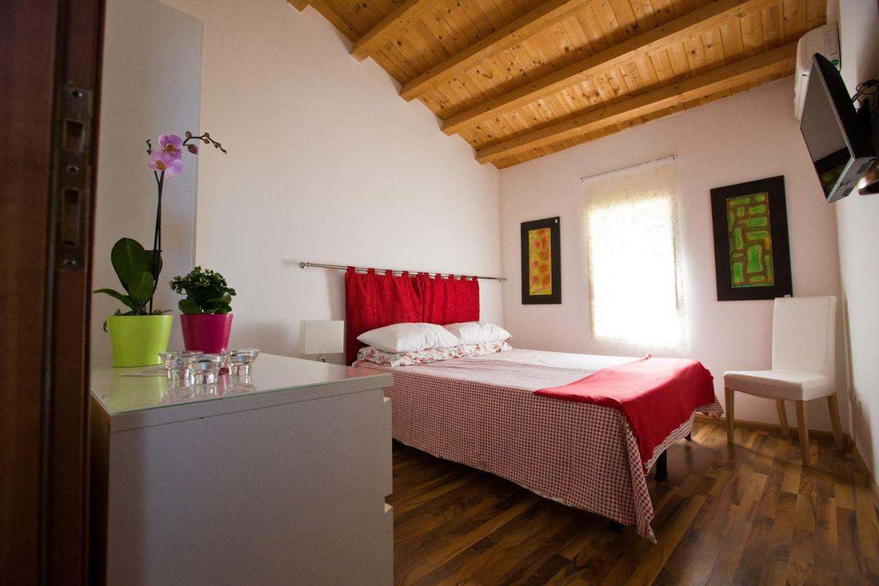 Experience Il Paesino Hotel Licodia Eubea Exterior foto